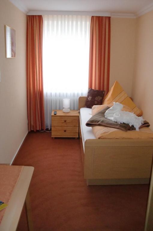 Gaestehaus Mietz Bad Neuenahr-Ahrweiler Esterno foto